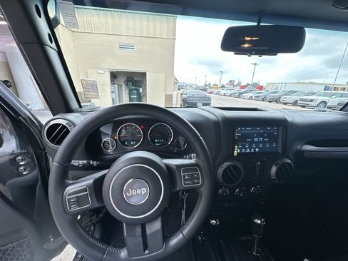 Used 2016 Jeep Wrangler Unlimited Sport w/ Quick Order Package 24S AWD/4WD image 11
