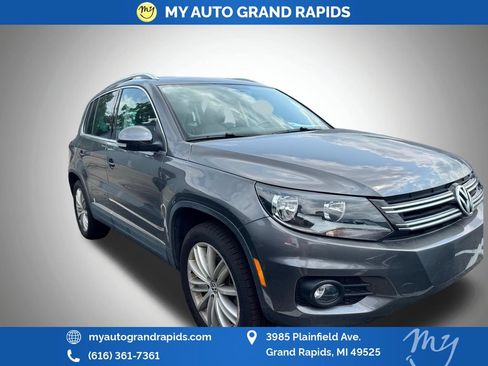 Used 2013 Volkswagen Tiguan S FWD image 1
