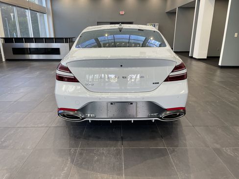 Used 2023 Genesis G70 3.3T w/ Sport Prestige Package RWD image 9