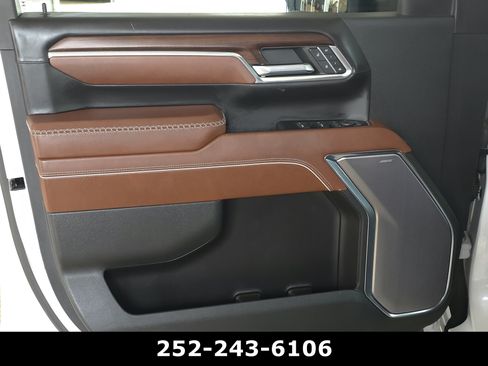 Used 2024 GMC Sierra 2500 Denali Ultimate AWD/4WD image 30