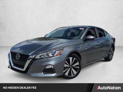 Used 2022 Nissan Altima 2.5 SV