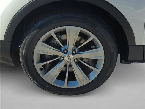 Used 2018 Ford Explorer Limited image 25