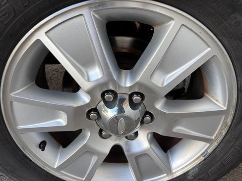 Used 2010 Ford F150 Lariat RWD image 10