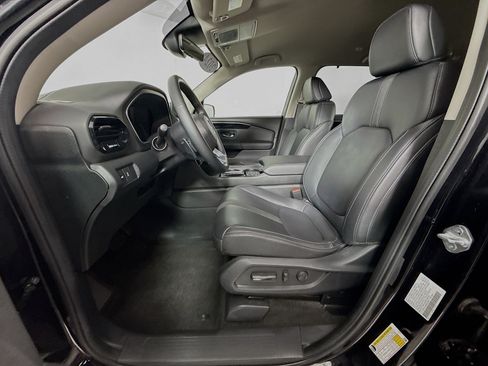 Used 2024 Honda Pilot EX-L image 18
