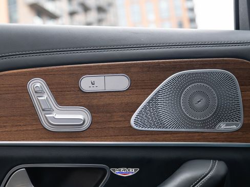 Used 2020 Mercedes-Benz GLS 450 4MATIC image 47