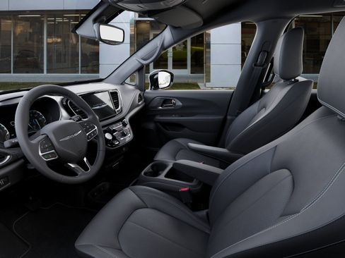 New 2026 Chrysler Pacifica Select image 22