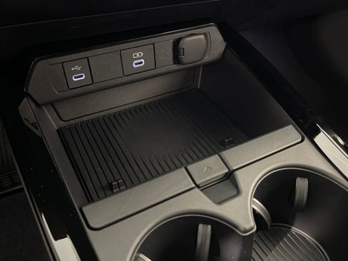 New 2026 Toyota Prius Plug-In Hybrid image 30