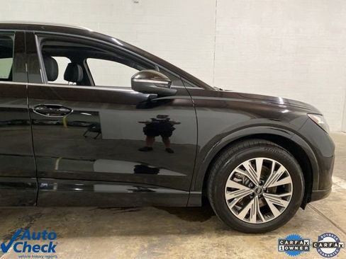 Used 2024 Audi Q4 e-tron Premium image 88