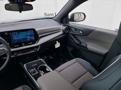 New 2026 Chevrolet Equinox LT AWD/4WD image 25