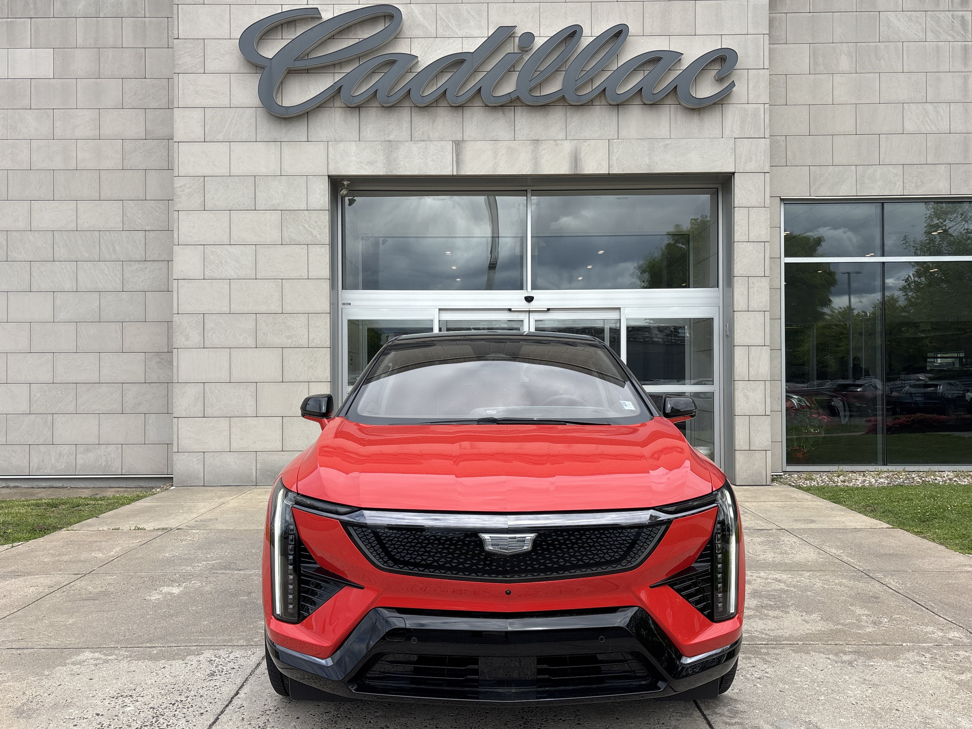 Used 2025 Cadillac Optiq Sport 2 AWD/4WD image 13