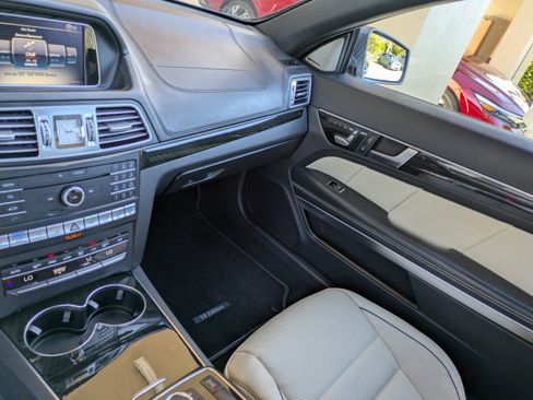 Used 2017 Mercedes-Benz E 550 Cabriolet image 15