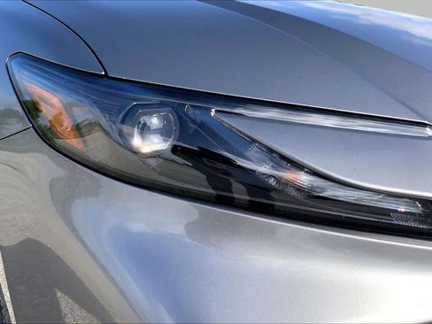 Used 2025 Toyota Camry SE w/ Multimedia Upgrade Package FWD image 27