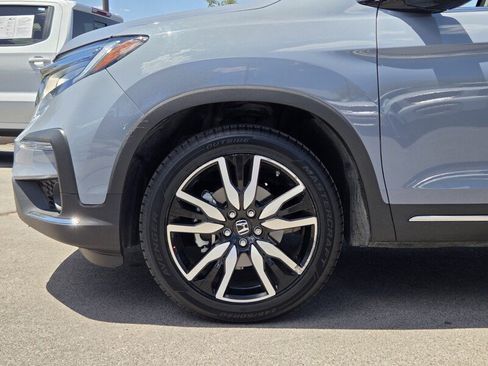 Used 2022 Honda Pilot Touring image 10