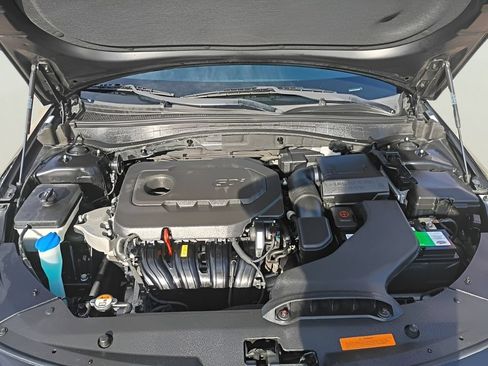Used 2017 Kia Optima LX FWD image 31