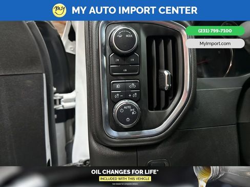 Used 2022 Chevrolet Silverado 2500 LT w/ Convenience Package image 14