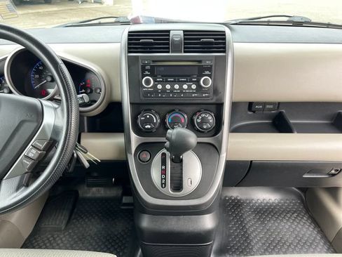Used 2011 Honda Element EX image 19
