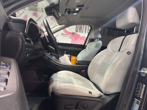 Used 2021 Hyundai Palisade SEL w/ Convenience Package image 5
