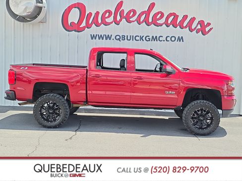 Used 2018 Chevrolet Silverado 1500 LT w/ Texas Edition AWD/4WD image 8