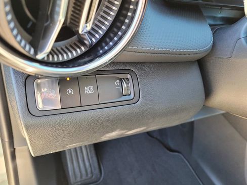 New 2026 Chevrolet Equinox LT w/ Convenience Package II image 18