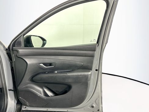 Used 2025 Hyundai Santa Cruz SEL image 32