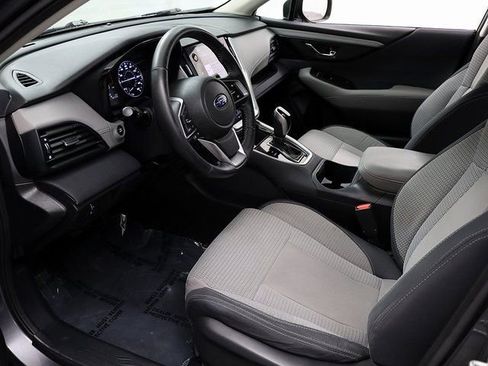 Used 2022 Subaru Outback Premium image 10