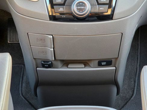Used 2012 Honda Odyssey EX-L image 21