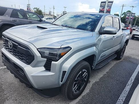 Used 2024 Toyota Tacoma TRD Sport w/ TRD Sport Upgrade Package RWD image 26