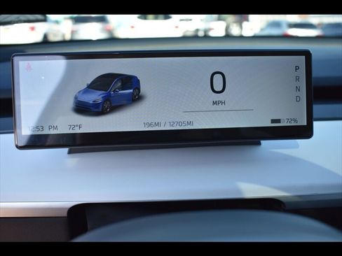 Used 2023 Tesla Model Y Performance image 55