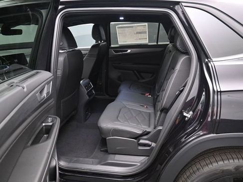 New 2026 Volkswagen Atlas Cross Sport SE AWD/4WD image 11