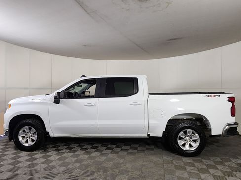 Used 2023 Chevrolet Silverado 1500 LT w/ Work Truck Package AWD/4WD image 4