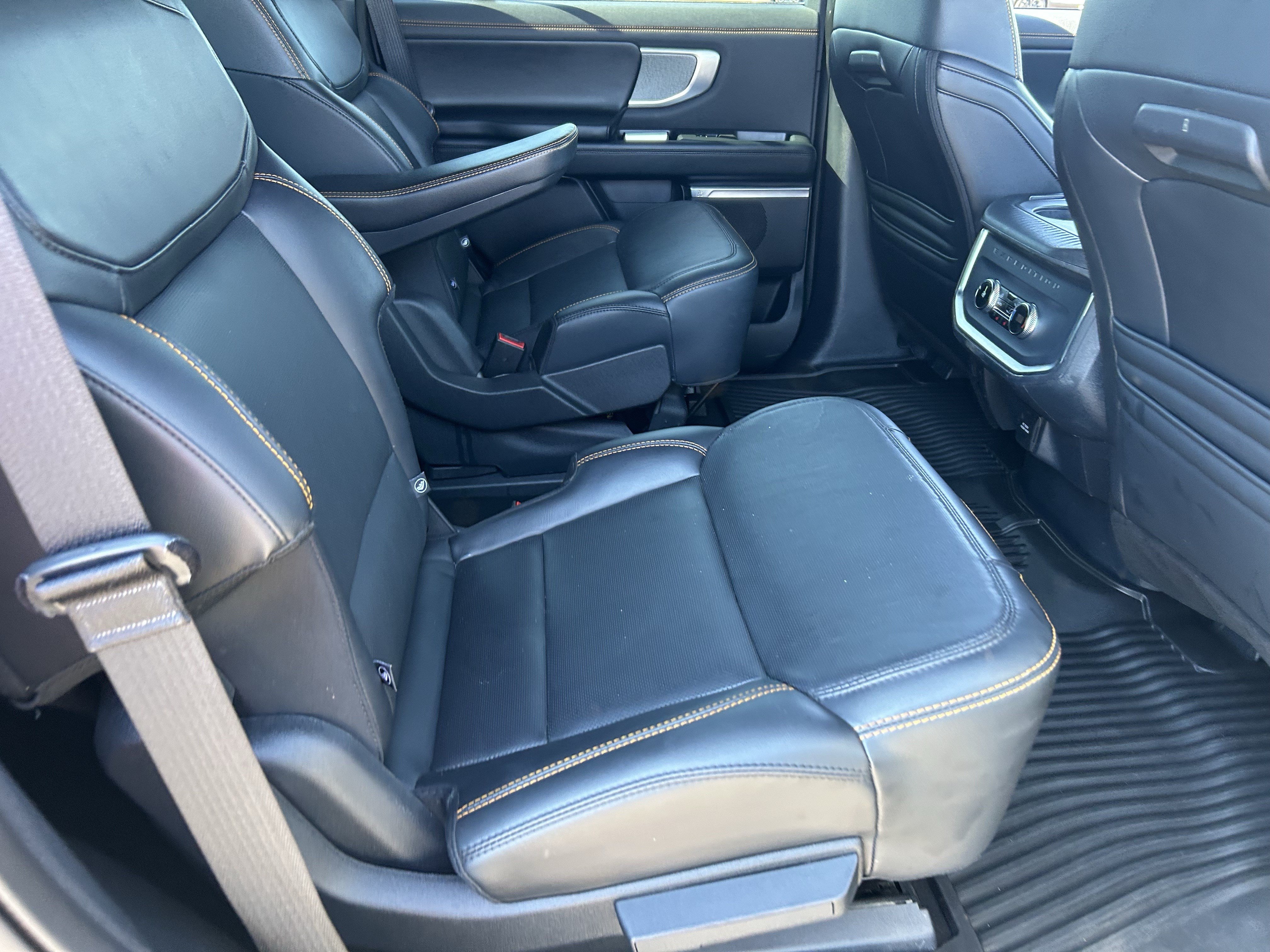 Used 2025 Ford Expedition Tremor AWD/4WD image 16
