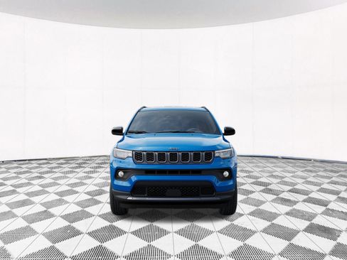New 2026 Jeep Compass Latitude image 9