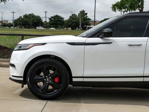 Used 2025 Land Rover Range Rover Velar S AWD/4WD image 14