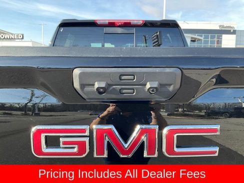 New 2026 GMC Sierra 1500 AT4 w/ AT4 Premium Package AWD/4WD image 16