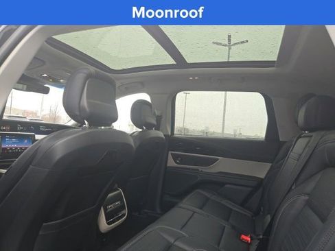 Certified 2024 Lincoln Nautilus Reserve w/ Equipment Group 202A image 6