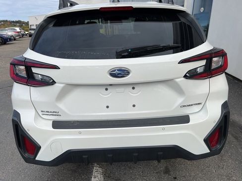 Used 2024 Subaru Crosstrek 2.5i Limited image 4