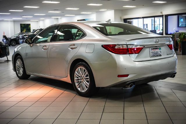 Used 2014 Lexus ES 350 w/ Premium Package FWD image 8