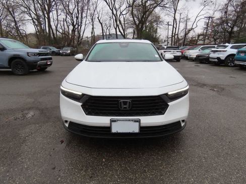 Certified 2024 Honda Accord EX image 6