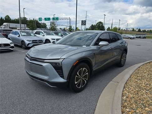Used 2025 Chevrolet Blazer EV LT AWD/4WD image 8