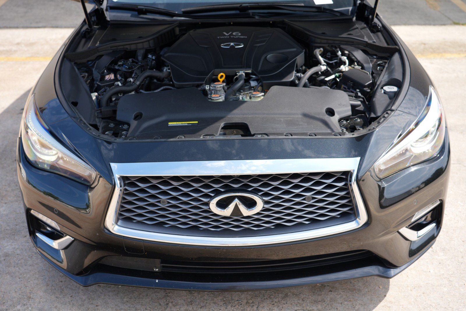 Used 2023 INFINITI Q50 Luxe w/ Cargo Package RWD image 7