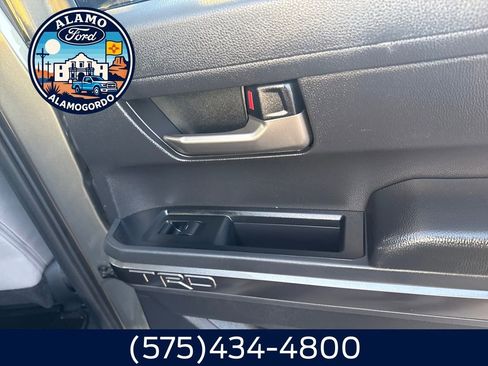 Used 2025 Toyota Tacoma TRD Off-Road image 15