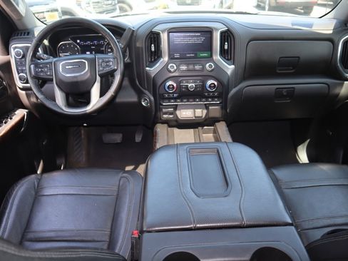 Used 2022 GMC Sierra 1500 Denali w/ Denali Premium Package AWD/4WD image 16