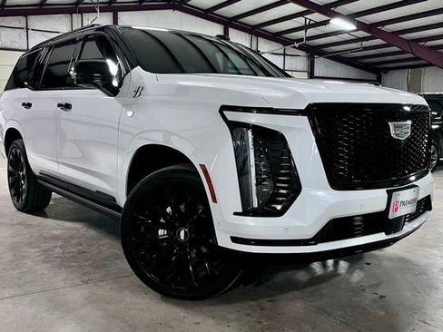 Used 2026 Cadillac Escalade Platinum Sport w/ LPO, ONYX Package image 1