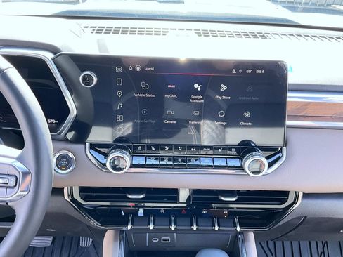 New 2026 GMC Canyon Denali AWD/4WD image 13