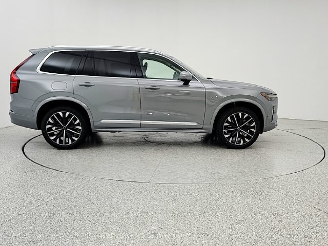 New 2027 Volvo XC90 B5 Plus AWD/4WD image 4