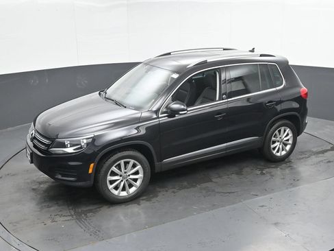 Used 2017 Volkswagen Tiguan Wolfsburg Edition FWD image 36