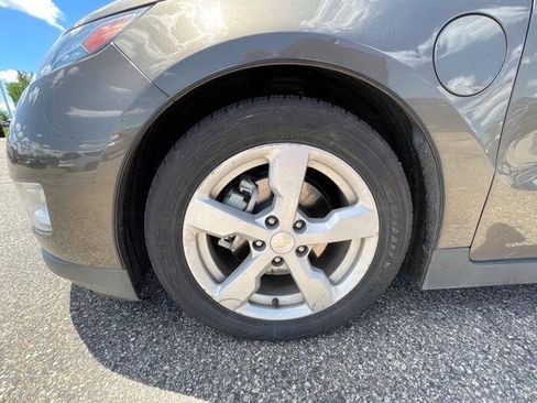 Used 2015 Chevrolet Volt FWD image 11