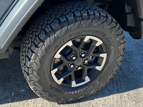 Used 2025 Jeep Wrangler Unlimited Rubicon 4xe w/ Safety Group image 12