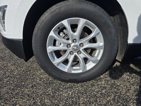 Used 2019 Chevrolet Equinox LT FWD image 22