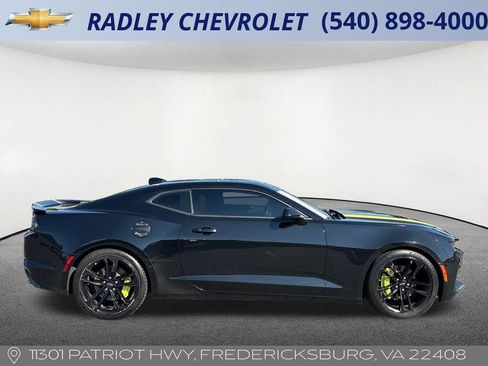Used 2021 Chevrolet Camaro SS RWD image 18
